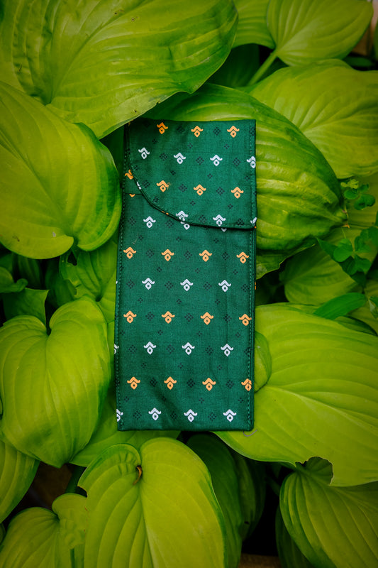 Emerald Slim Pouch