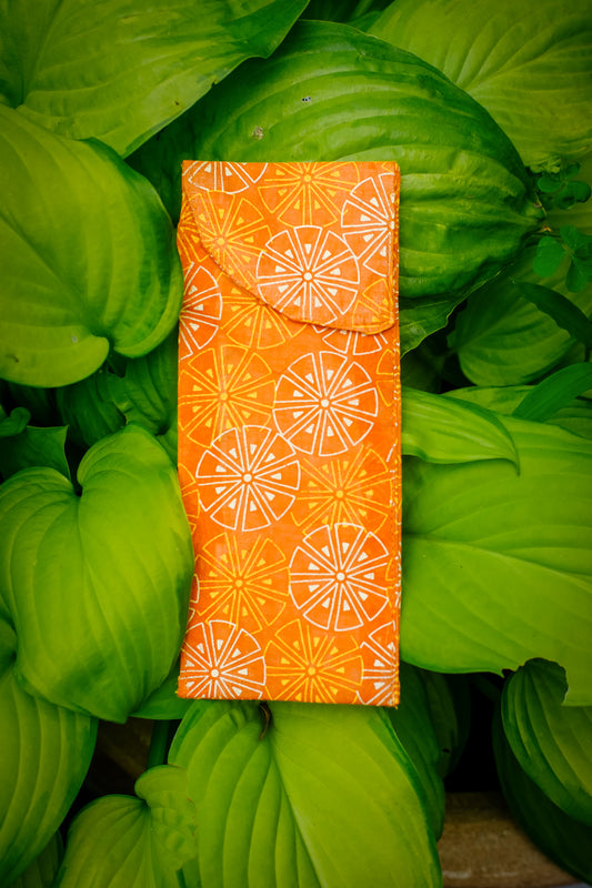 Amber Slim Pouch