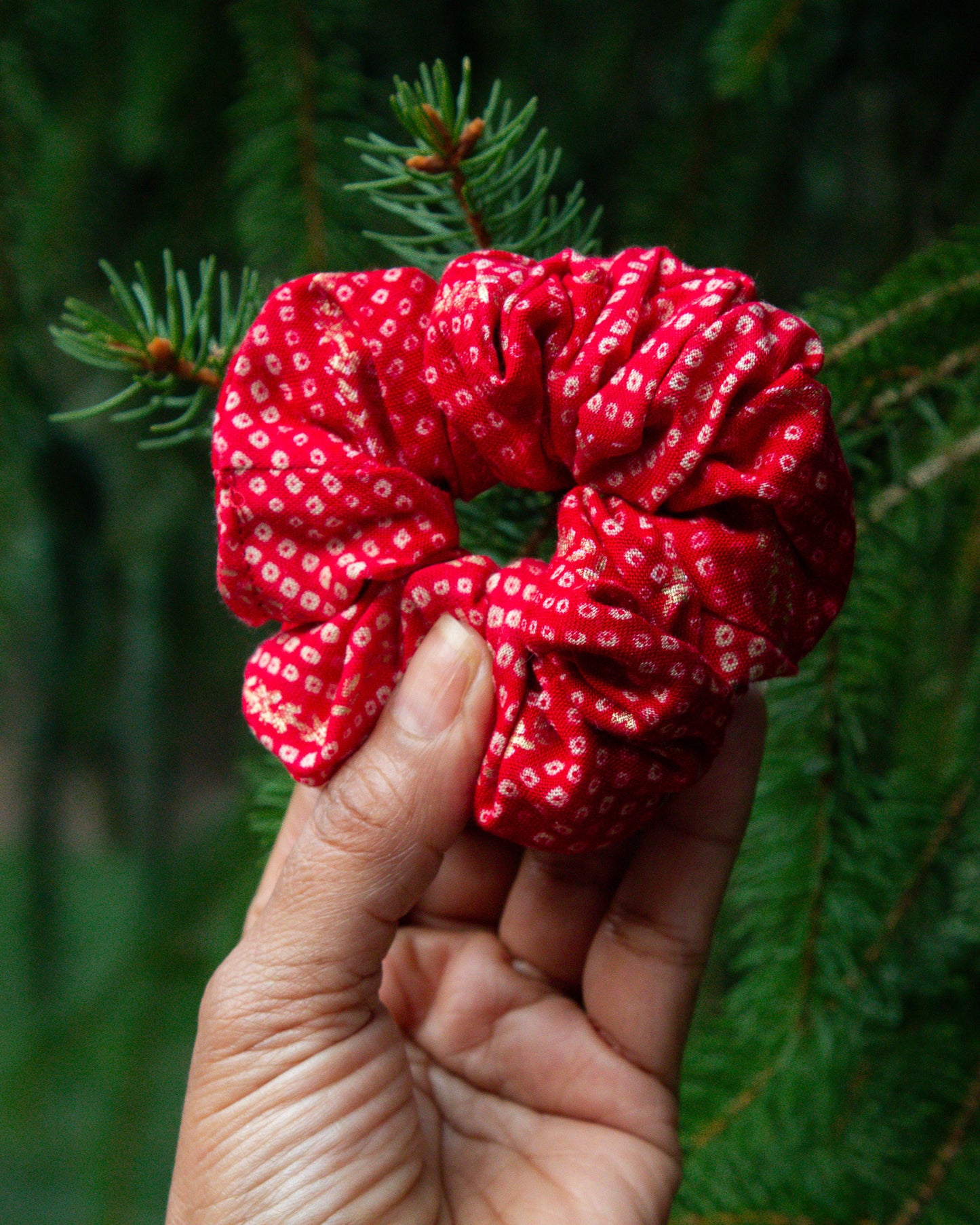 Red Bhandani Scrunchie