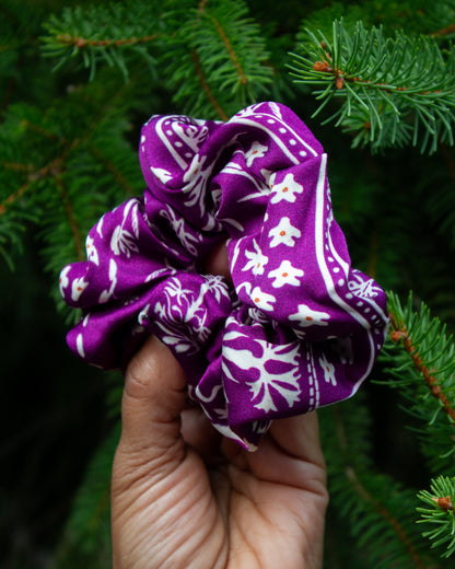 Wine Print Scrunchie