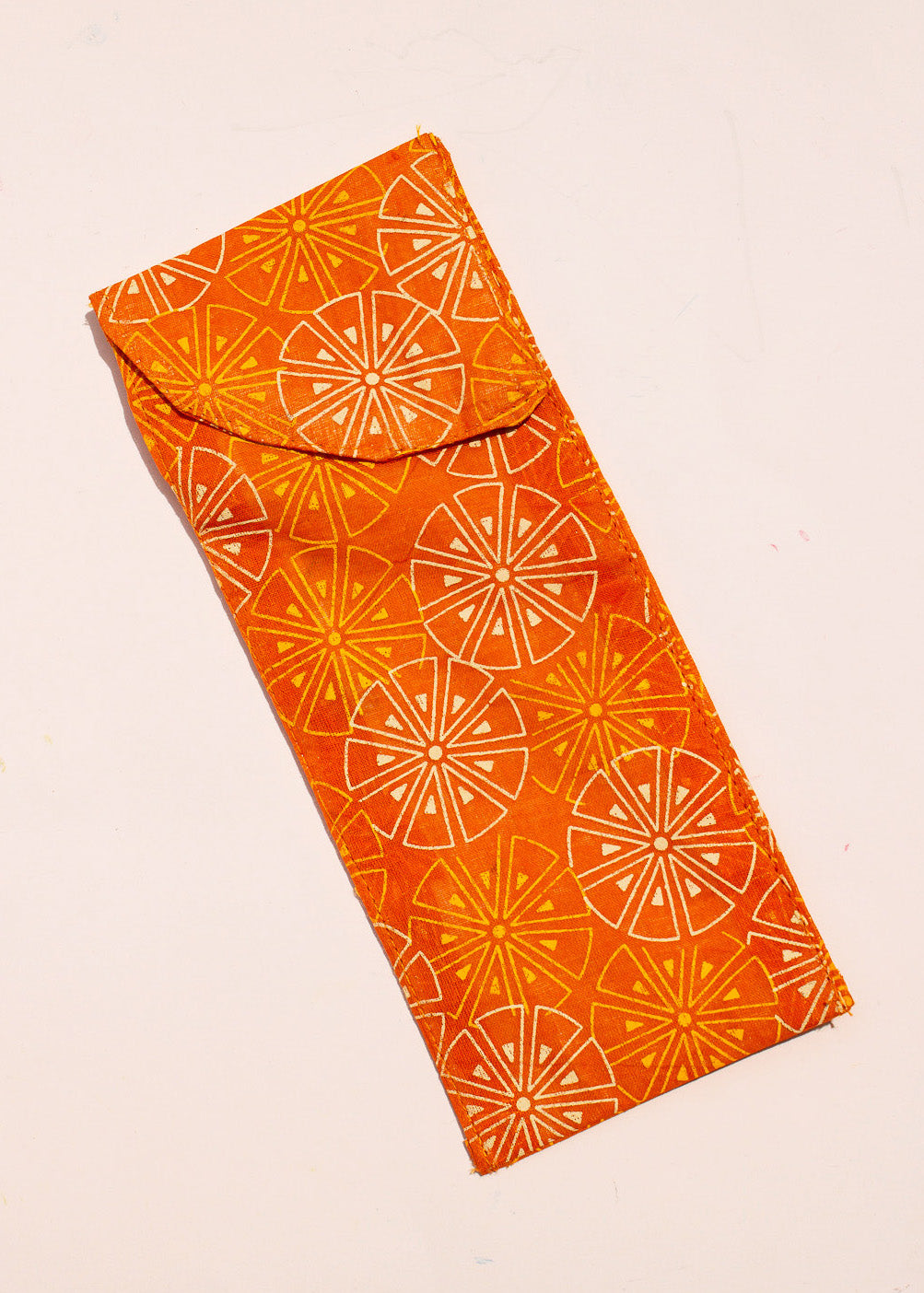 Amber Slim Pouch